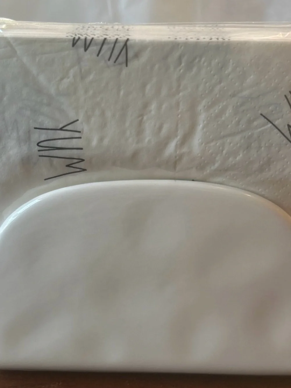 New Rae Dunn Ceramic Napkin /Mail “HOLD”Organizer Holder W/PKG of YUM Napkins
